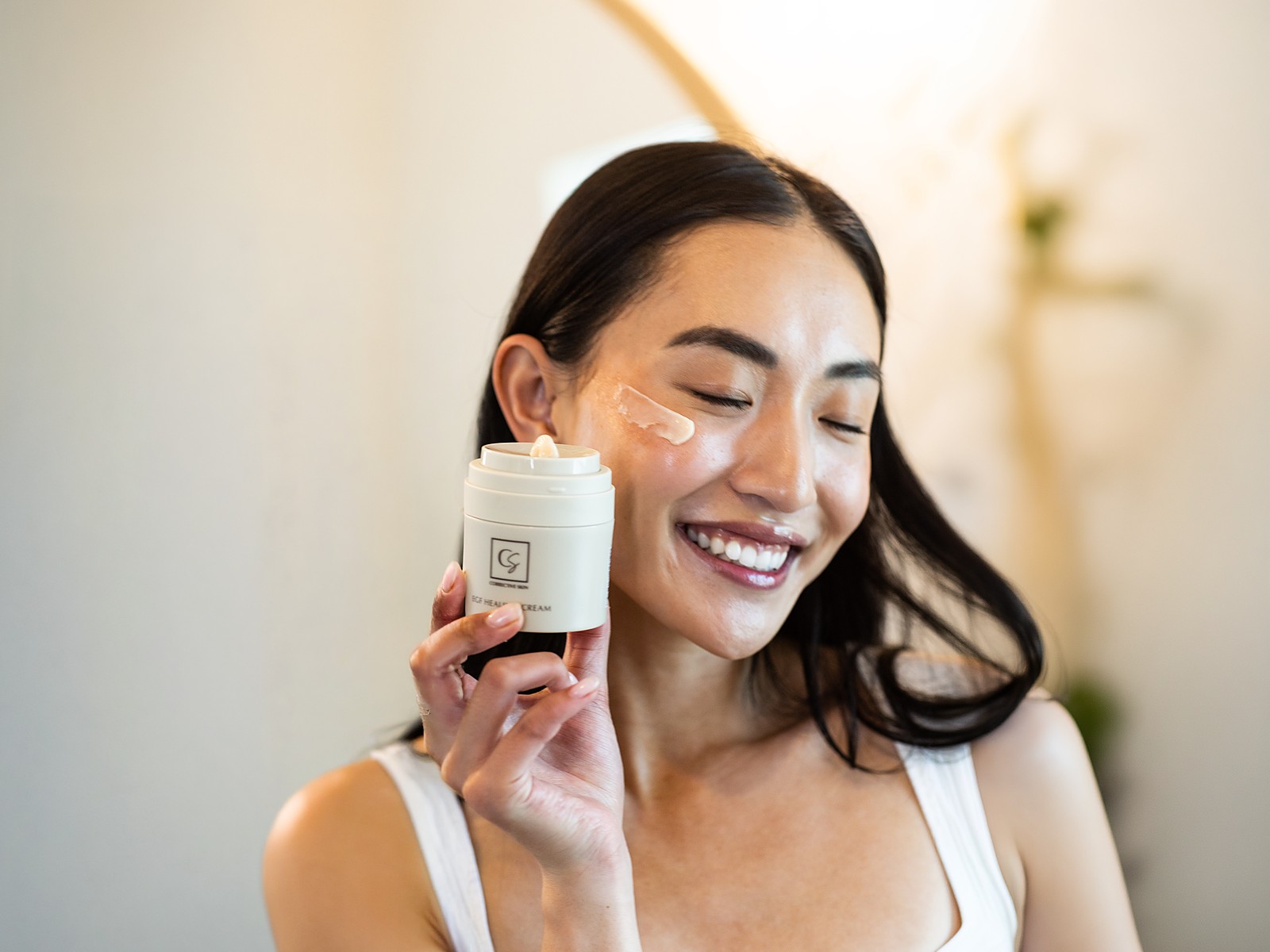 Corrective Skin — UX Strategy